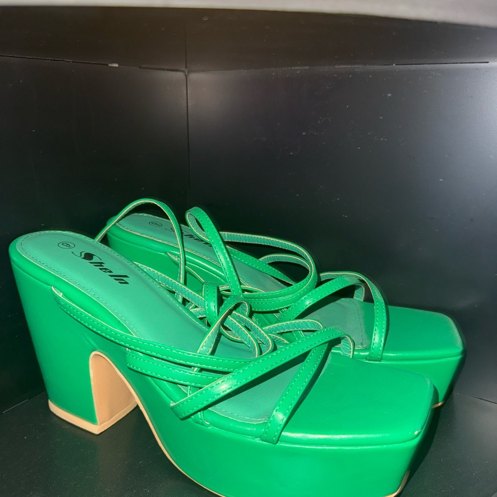 Green Platform Sandals